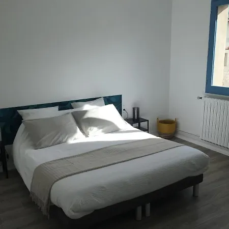 Apartment Du Rocher